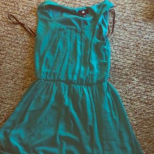IZ Byer clothes green dress